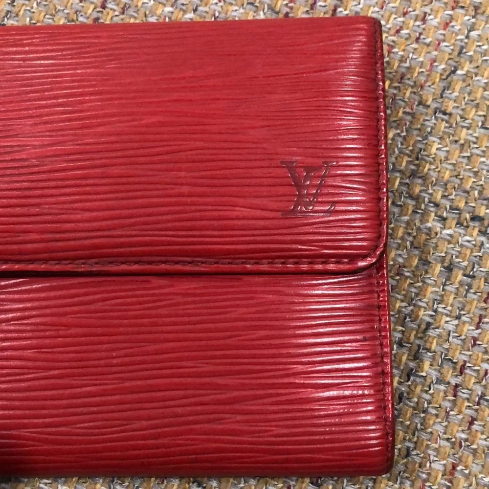 LOUIS VUITTON Sarah International Wallet RED EPI Leather Trifold Full Length